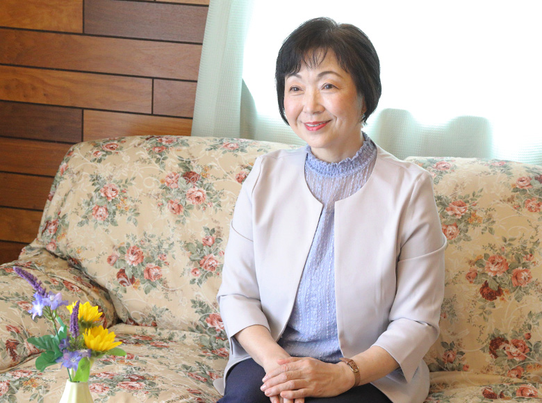 プロフィール